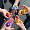 Neue Artikel Bunte Kreidebombe für den Aprilscherz als Spielzeug für Kinder